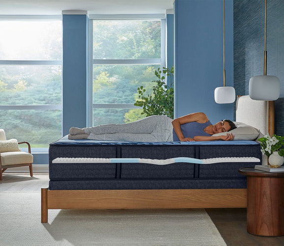 Serta iComfort Aspire Plush Mattress by Serta