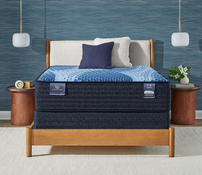 Serta iComfort Aspire Plush Mattress by Serta