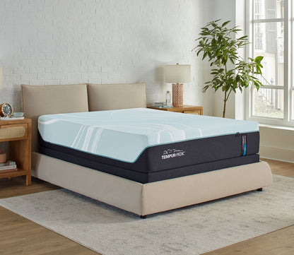 TEMPUR-LuxeAdapt 2.0 Soft Mattress by Tempur-Pedic