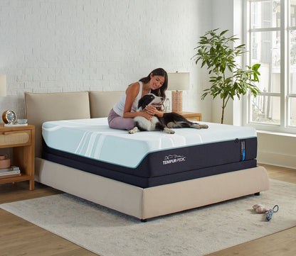 TEMPUR-LuxeAdapt 2.0 Soft Mattress by Tempur-Pedic