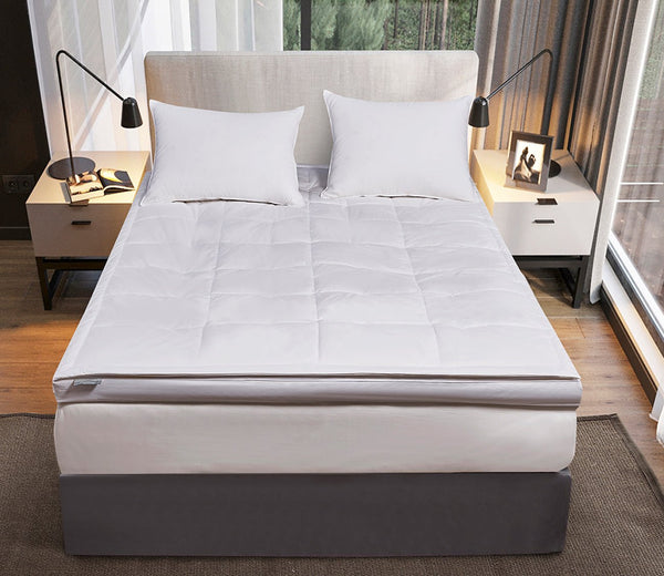 Kathy Ireland 3 in. Down Fiber Top Featherbed White Queen