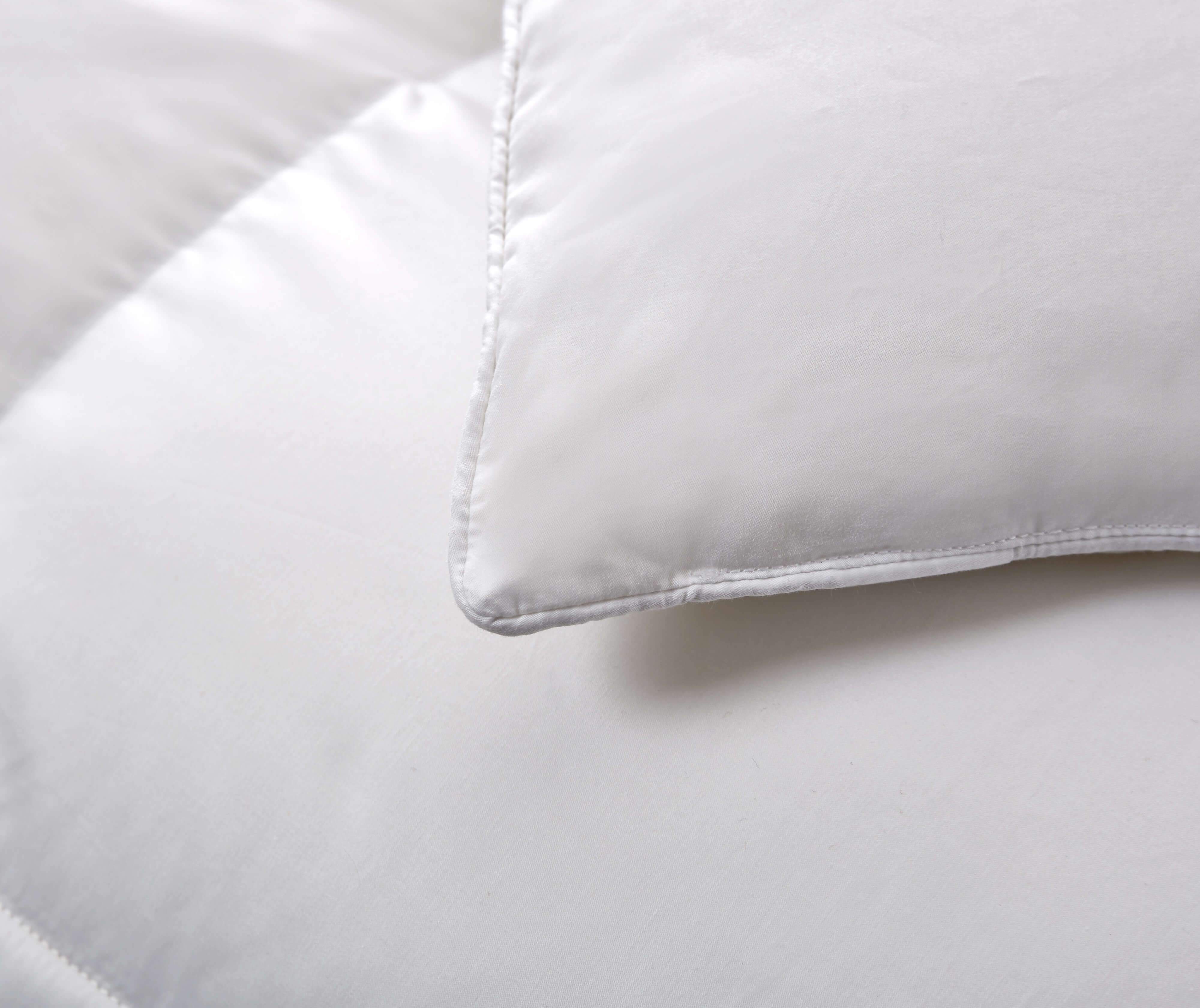 All Season White Down Fiber Comforter Medium Warmth by Serta