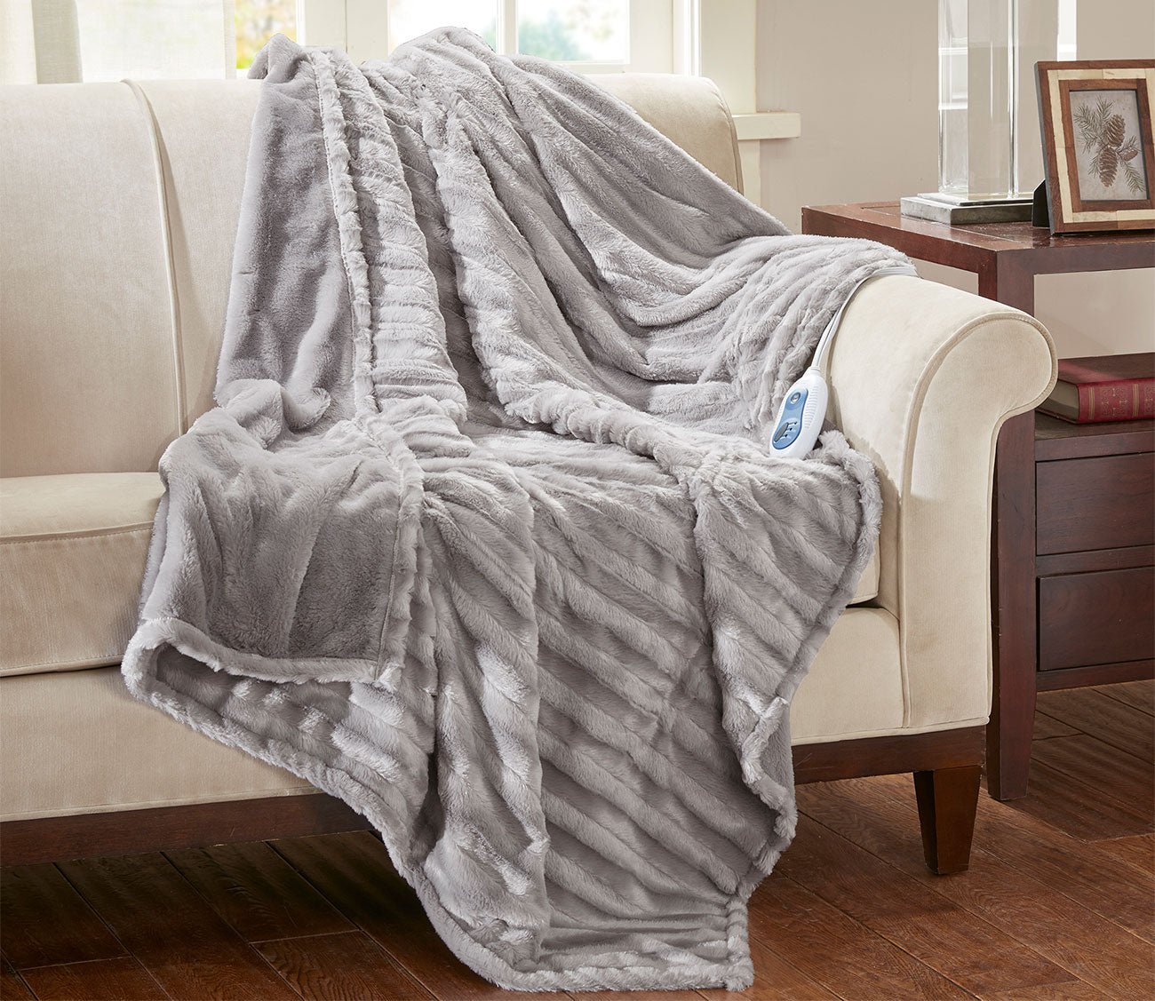 Beautyrest duke faux fur heated throw sale