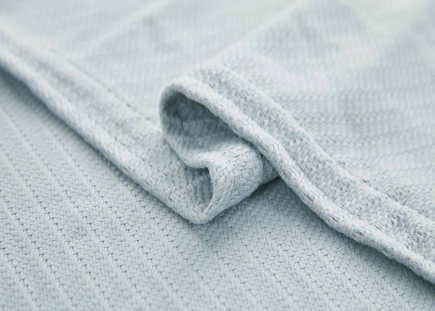 Luxurious Thermal Cotton Blanket by Hotel Grand