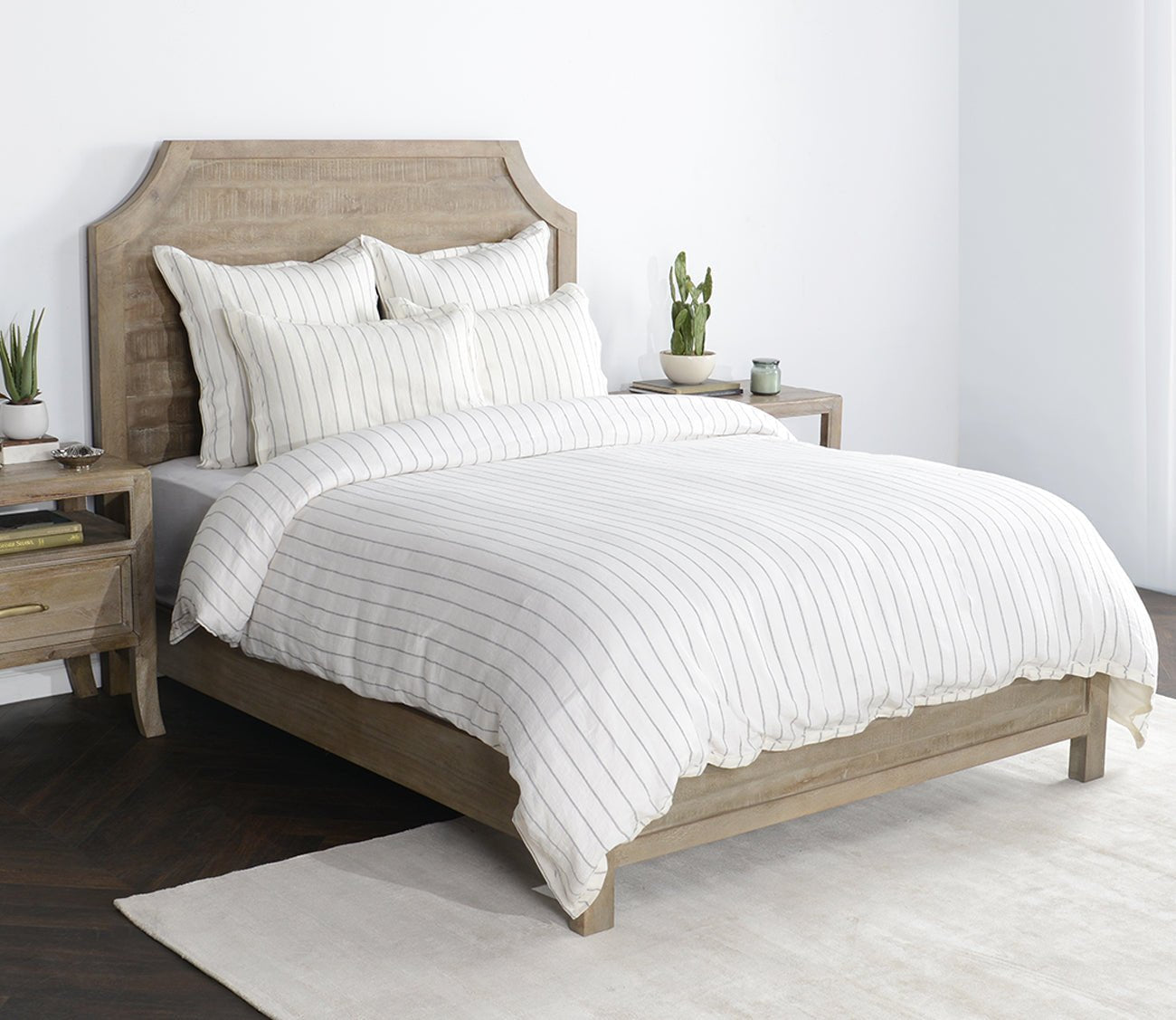 Monaco Ivory Linen 3-Piece Duvet Cover Set by Villa Home