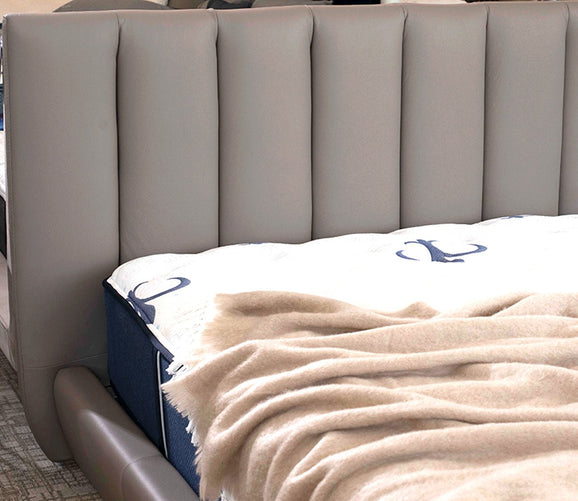 Narciso Leather Upholstered Bed by CM Italia