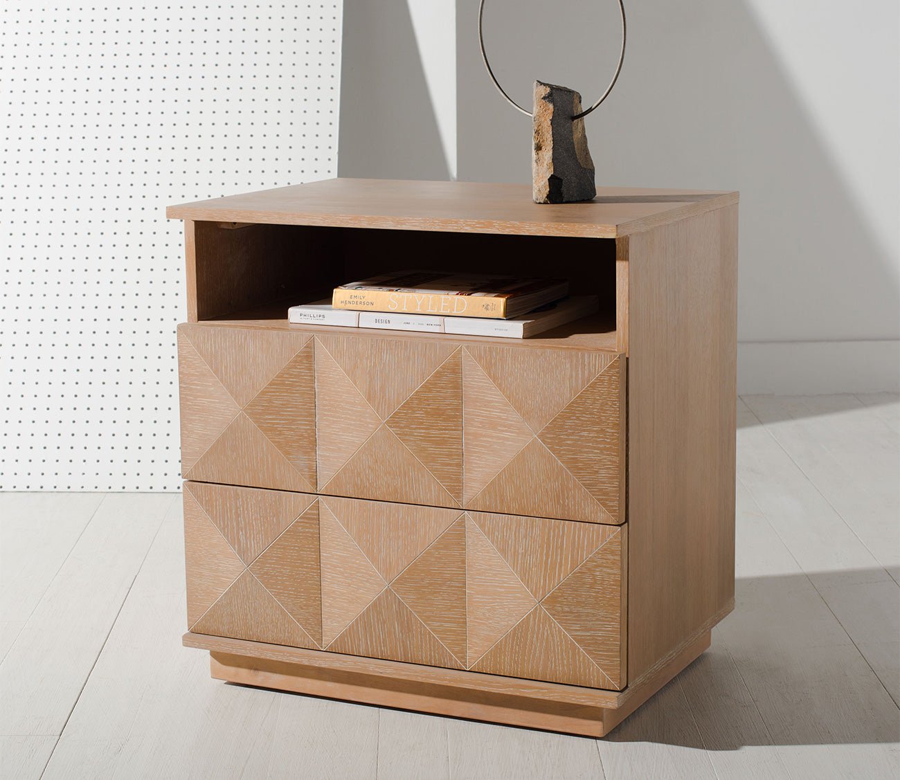 Patty 2-Drawer Nightstand by Safavieh