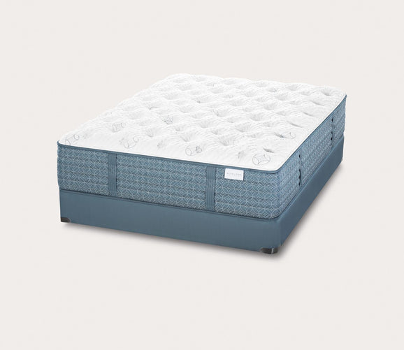 Streamline M1 Plush Mattress by Aireloom